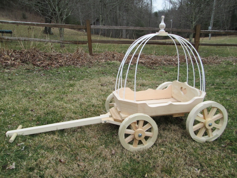 Small Angel Carriage – Mini Wedding Wagons